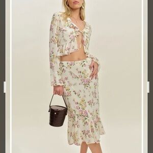 Reformation Julie Two Piece long sleeve top w/ matching midi skirt in Posy Sz 0
